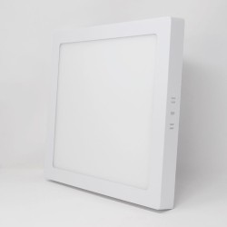 Plafón LED cuadrado superficie 30W 120º OSRAM Chip