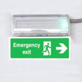 Éclairage de secours  4W LED + Kit Intégré + Option Lumière Permanente - IP65