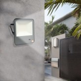 30W LED Outdoor Floodlight  NEW EVOLUTION IP65 Osram Chip - 150Lm/W With motion sensor and remote control