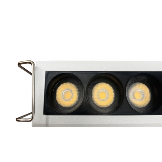 LED Einbaustrahler 15W mit OSRAM Chip 3030 24º UGR17 150lm/W